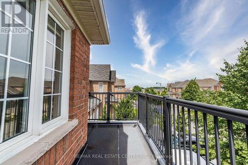 121 Stonechurch Crescent, Markham, ON - Outdoor With Exterior