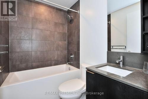 1703 - 1000 Portage Parkway, Vaughan, ON - Indoor Photo Showing Bathroom