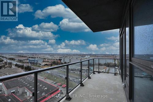 1703 - 1000 Portage Parkway, Vaughan, ON - Outdoor With View