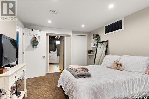 83 Arlington Street, Regina, SK - Indoor Photo Showing Bedroom