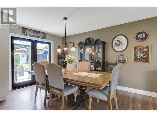 3117 Shannon Place, West Kelowna, BC - Indoor Photo Showing Dining Room