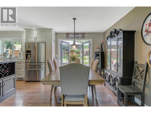 3117 Shannon Place, West Kelowna, BC - Indoor Photo Showing Dining Room