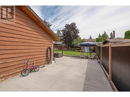 3117 Shannon Place, West Kelowna, BC - Outdoor With Exterior