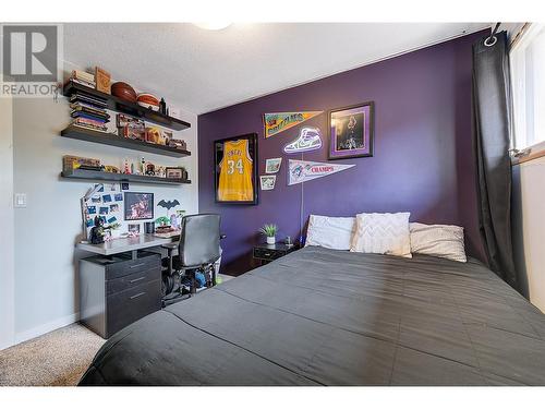 3117 Shannon Place, West Kelowna, BC - Indoor Photo Showing Bedroom