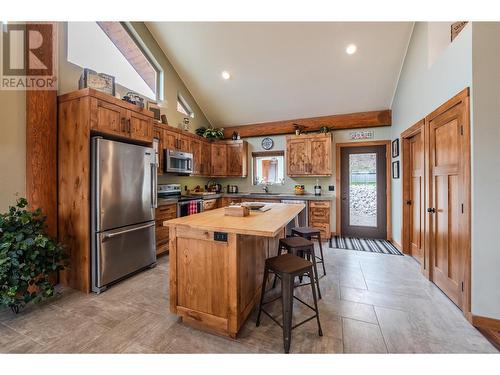 2670 Winifred Road, Naramata, BC - Indoor Photo Showing Kitchen