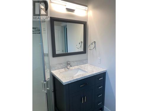 6924 Squilax Anglemont Road Unit# 6, Magna Bay, BC - Indoor Photo Showing Bathroom