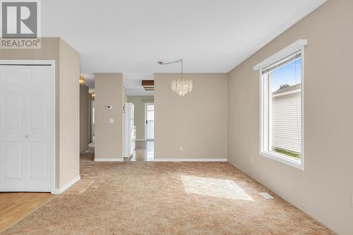 360-1260 Raymer Alder Avenue, Kelowna, BC - Indoor Photo Showing Other Room