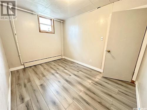 327 4Th Avenue S, Weyburn, SK - Indoor Photo Showing Other Room