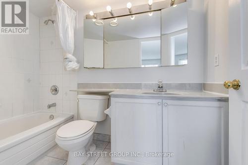 1008 - 1 Pemberton Avenue, Toronto, ON - Indoor Photo Showing Bathroom