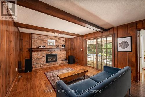 1170 Centre Street, Pelham, ON - Indoor Photo Showing Living Room With Fireplace