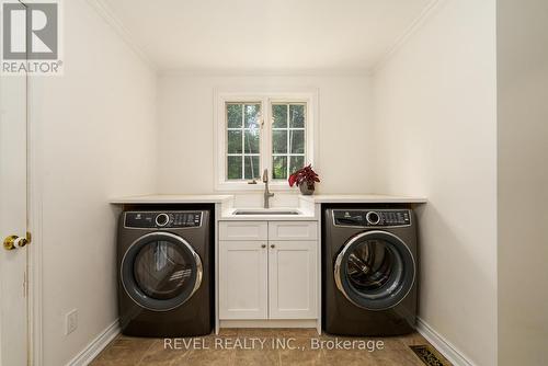 1170 Centre Street, Pelham, ON - Indoor Photo Showing Laundry Room