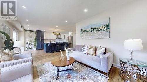 705 Mortimer Drive, Cambridge, ON - Indoor Photo Showing Living Room