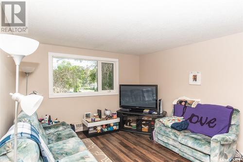 5 4 Neill Place, Regina, SK - Indoor