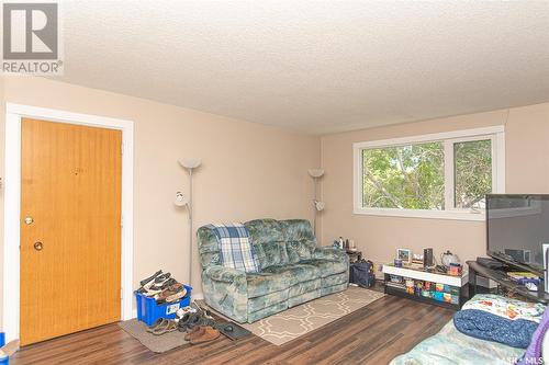 5 4 Neill Place, Regina, SK - Indoor