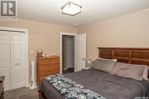 5 4 Neill Place, Regina, SK - Indoor Photo Showing Bedroom