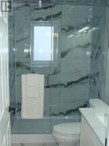 19 York Street, Ajax (Central), ON - Indoor Photo Showing Bathroom