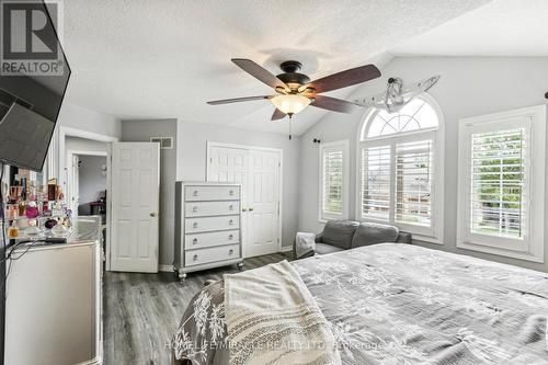 170 Southbrook Drive W, Hamilton, ON - Indoor Photo Showing Bedroom