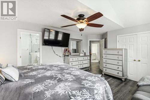 170 Southbrook Drive W, Hamilton, ON - Indoor Photo Showing Bedroom