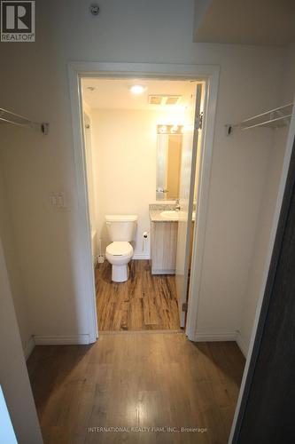 F206 - 275 Larch Street N, Waterloo, ON - Indoor Photo Showing Bathroom