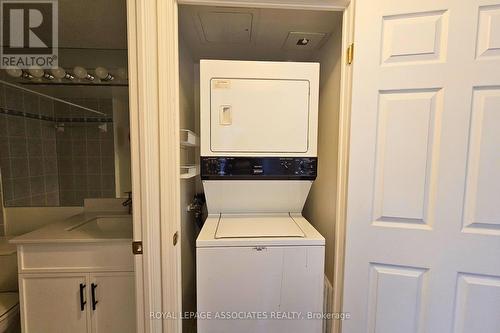 805 - 909 Bay Street, Toronto, ON - Indoor Photo Showing Laundry Room