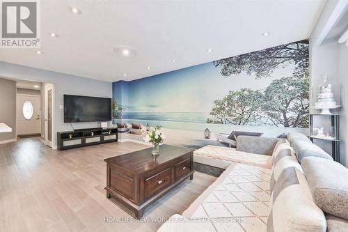 25 Nortonville Drive, Toronto, ON - Indoor Photo Showing Living Room