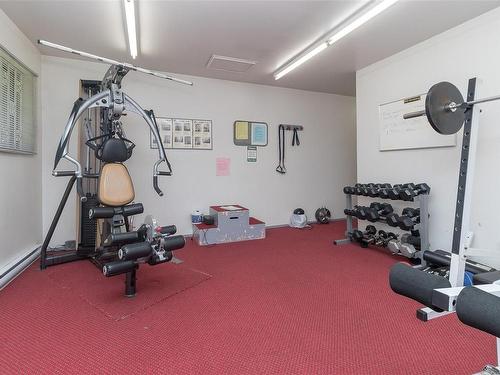 212-1655 Begbie St, Victoria, BC - Indoor Photo Showing Gym Room