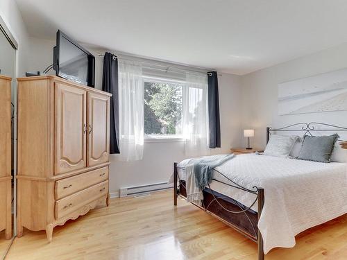 Chambre Ã  coucher principale - 546 Rue Fortier, Repentigny (Le Gardeur), QC - Indoor Photo Showing Bedroom