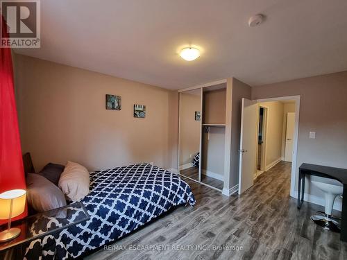 1484 Andros Boulevard, Mississauga, ON - Indoor Photo Showing Bedroom