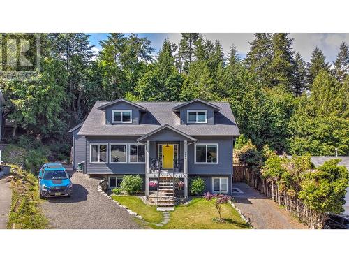 3940 Highland Park Crescent, Armstrong, BC - Outdoor With Facade