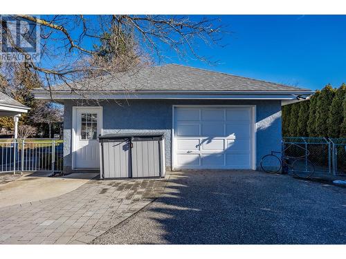 1610 Highland Drive N, Kelowna, BC - Outdoor