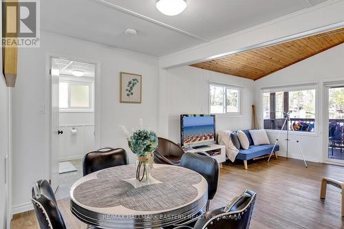 1810 Hull Road, Douro-Dummer, ON - Indoor Photo Showing Dining Room