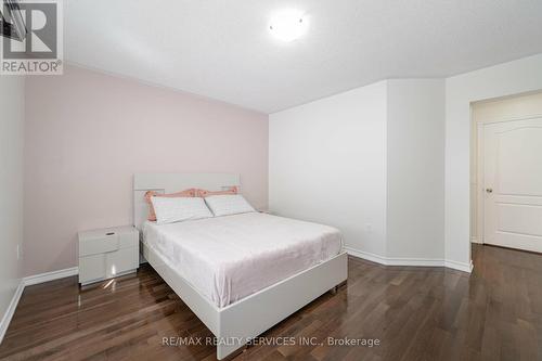 28 Benadir Avenue, Caledon, ON - Indoor Photo Showing Bedroom