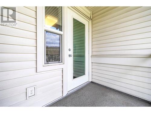 1477 Glenmore Road N Unit# 201B, Kelowna, BC - Outdoor With Exterior