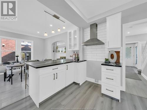 1331 Victoria Avenue, Windsor, ON - Indoor Photo Showing Kitchen
