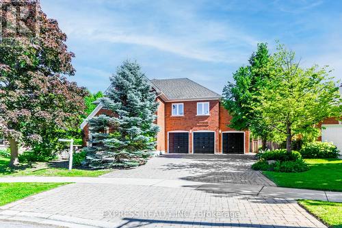 23 Vesta Drive, Richmond Hill, ON - Outdoor