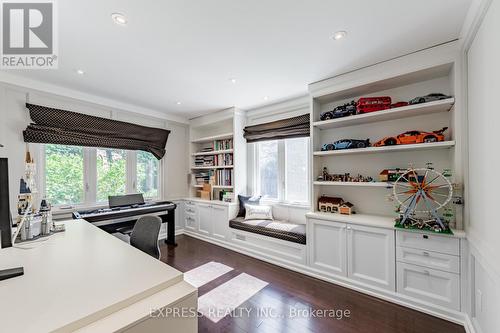 23 Vesta Drive, Richmond Hill, ON - Indoor