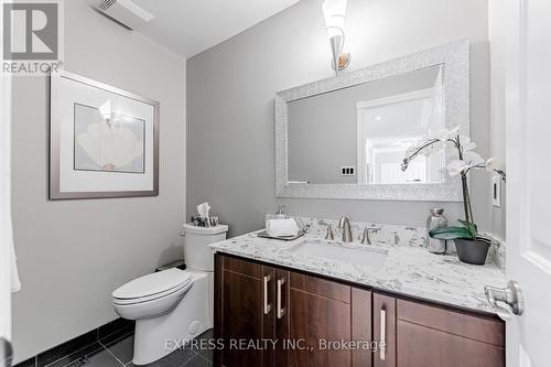 23 Vesta Drive, Richmond Hill, ON - Indoor Photo Showing Bathroom