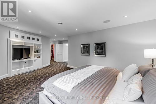 23 Vesta Drive, Richmond Hill, ON - Indoor Photo Showing Bedroom