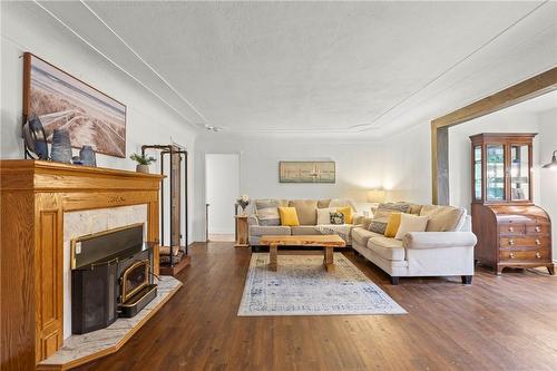 665 Nash Road N, Hamilton, ON - Indoor Photo Showing Living Room With Fireplace