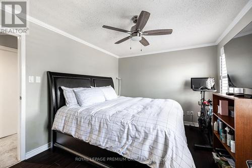 665 Foxwood Trail, Pickering, ON - Indoor Photo Showing Bedroom