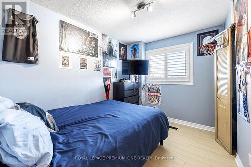 665 Foxwood Trail, Pickering, ON - Indoor Photo Showing Bedroom
