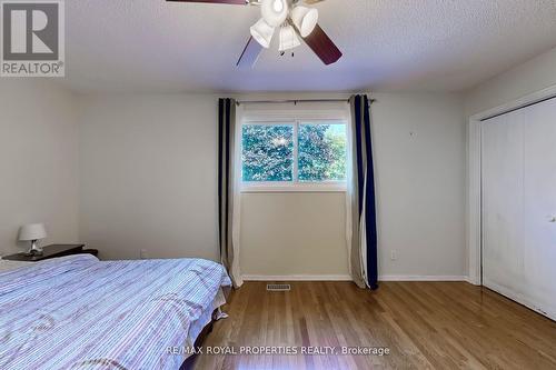 414 Grange Court, Oshawa, ON - Indoor Photo Showing Bedroom