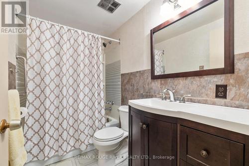8987 Glendale Drive, Hamilton Township, ON - Indoor Photo Showing Bathroom