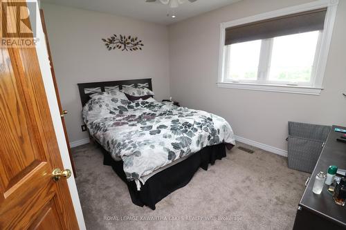 207 Slanted Road, Kawartha Lakes, ON - Indoor Photo Showing Bedroom