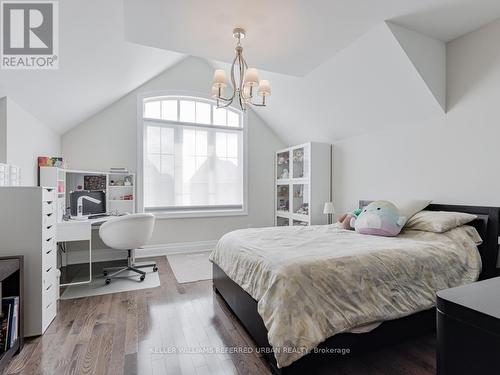 108 Burns Boulevard, King, ON - Indoor Photo Showing Bedroom