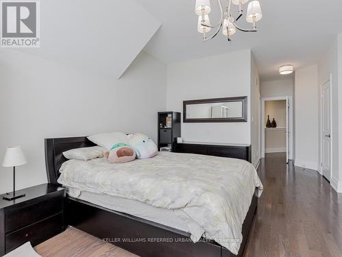 108 Burns Boulevard, King, ON - Indoor Photo Showing Bedroom