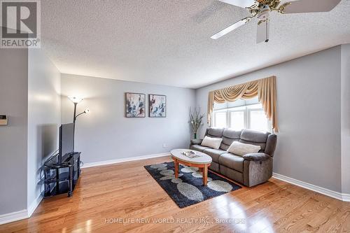 23A Wilson Street, Markham, ON - Indoor Photo Showing Living Room