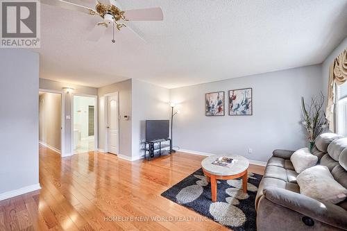 23A Wilson Street, Markham, ON - Indoor Photo Showing Living Room