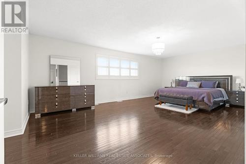 149 Shephard Avenue, New Tecumseth, ON - Indoor Photo Showing Bedroom