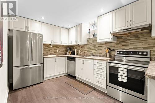 149 Shephard Avenue, New Tecumseth, ON - Indoor Photo Showing Kitchen With Stainless Steel Kitchen With Upgraded Kitchen